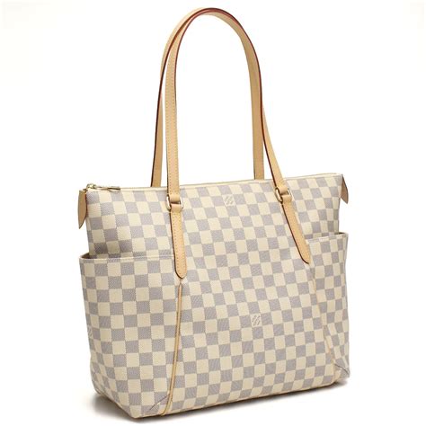 white checkered louis vuitton purse|white Louis Vuitton coin purse.